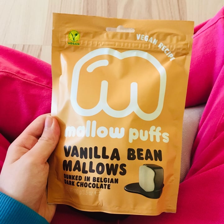 photo of Mallow puffs Vanilla Bean Mallows in Dark Chocolate shared by @spirendeveganer on  23 Jul 2021 - review