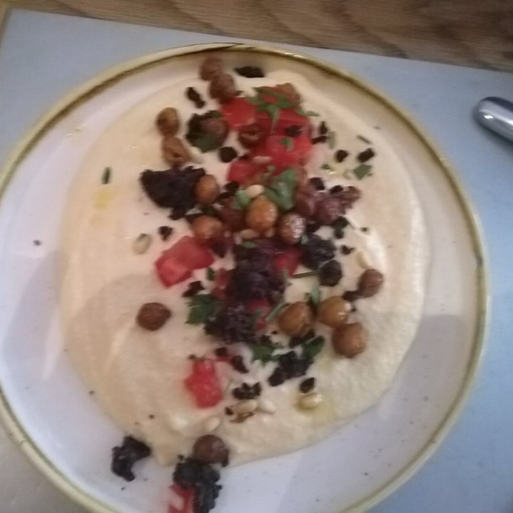 review photo of Teresa Carles Hummus shared by @dorian_hyde on 13 May 2021 - review