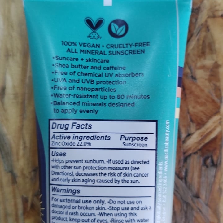 review photo of Pacifica Mineral SPF Bronzing Body Butter Coconut shared by @fedo on 14 Apr 2022 - review