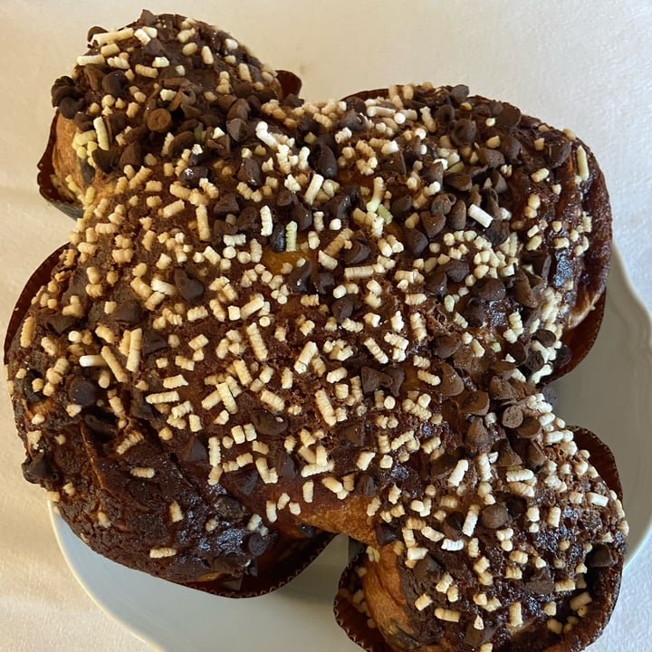 review photo of Antonino Cannavacciuolo Dolce Di Pascqua Vegano Al Cioccolato shared by @elisa7 on 20 Aug 2022 - review