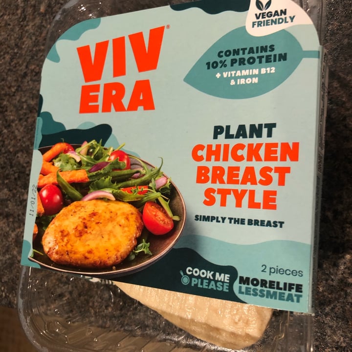 photo of Vivera Chicken breast style shared by @saracdp on  13 Apr 2022 - review