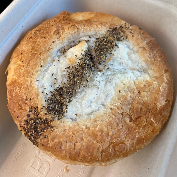 review photo of The Vegan Shack Vegan Pepper Steak Pie shared by @savannahariarae on 16 May 2020 - review
