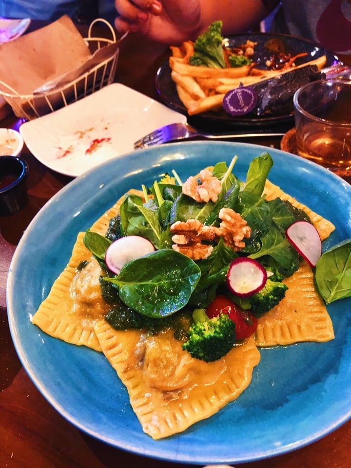 photo of vburg Cafe Mushroom-filled Ravioli shared by @arxuann on  20 Mar 2020 - review