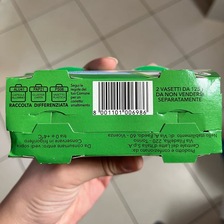 review photo of Cuore veg Yogurt bianco dolce shared by @gaiacc on 06 Apr 2022 - review