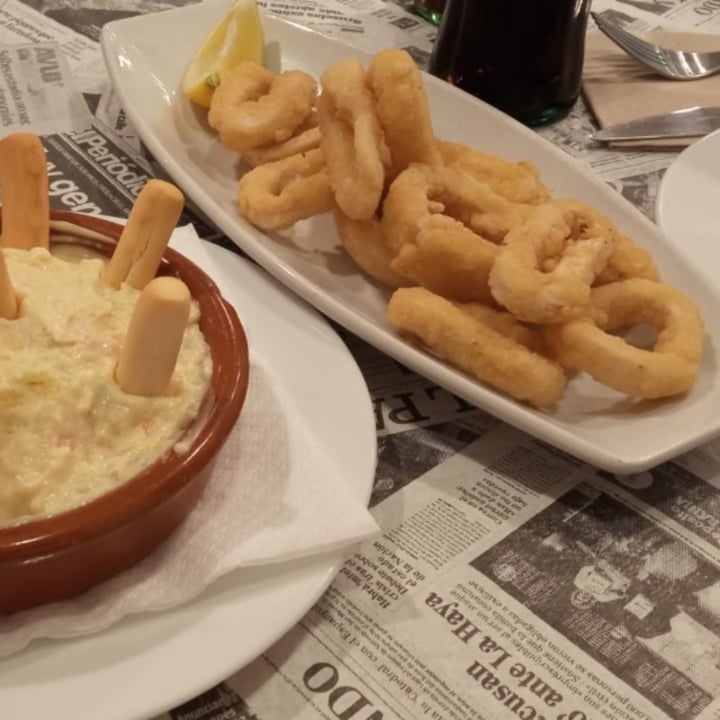 photo of Batoi Café Bar Calamares veganos shared by @luciaferrando99 on  13 Jun 2021 - review