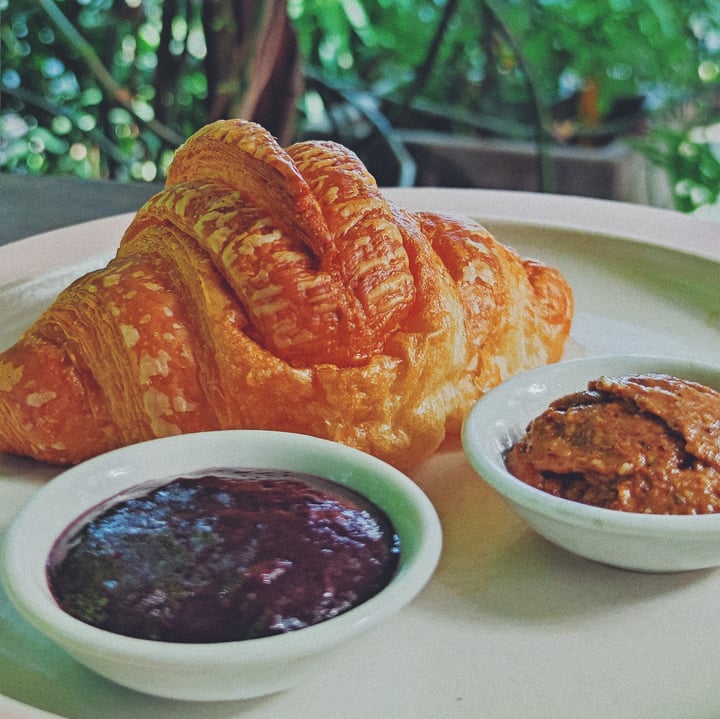 photo of Manggis in Canggu Vegan Croissant shared by @humanimal on  26 Feb 2021 - review