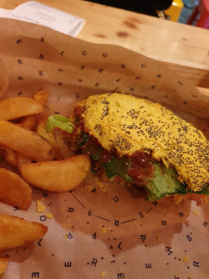 photo of Flower Burger Spicy Cecio shared by @panzerik on  06 Jan 2020 - review