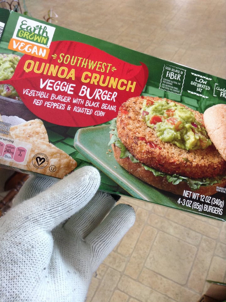 photo of Earth Grown Quinoa Crunch Veggie Burger shared by @alex on  14 Apr 2019 - review