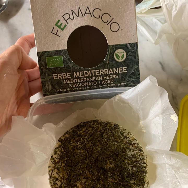 photo of Fermaggio Fermaggio Erbe Mediterranee shared by @neydal on  20 Jun 2021 - review