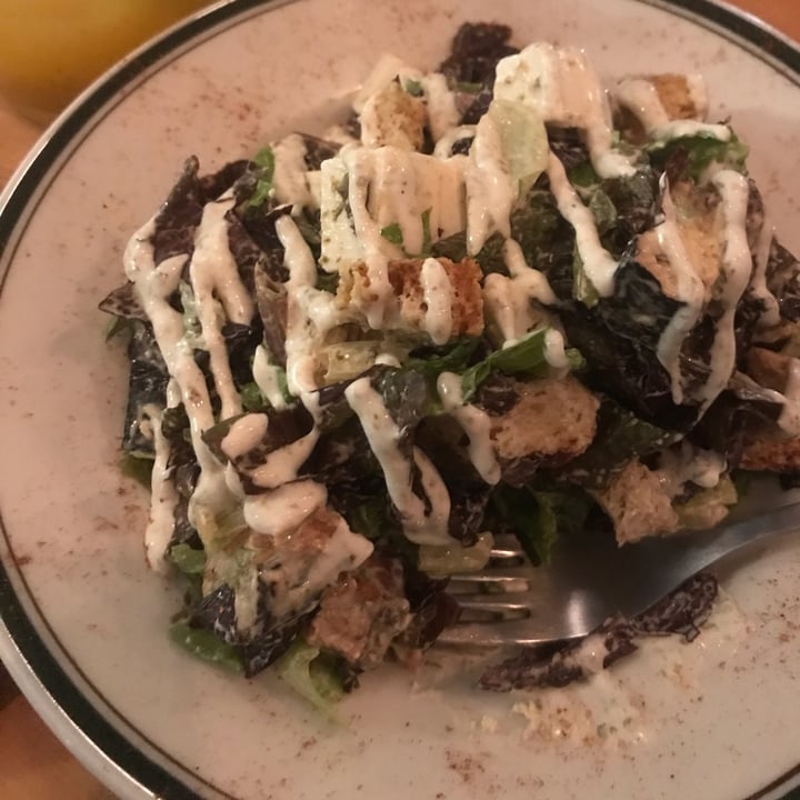 photo of MOLA Ensalada caesar shared by @vegankity on  08 Dec 2021 - review