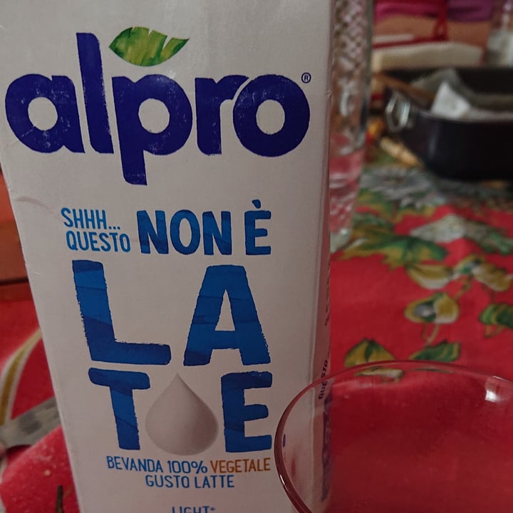 review photo of Alpro Shhh...Questo Non è Latte (LIGHT) shared by @flafo on 12 May 2022 - review