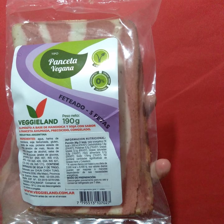 photo of Veggieland Panceta vegana shared by @taniasch on  24 Oct 2022 - review