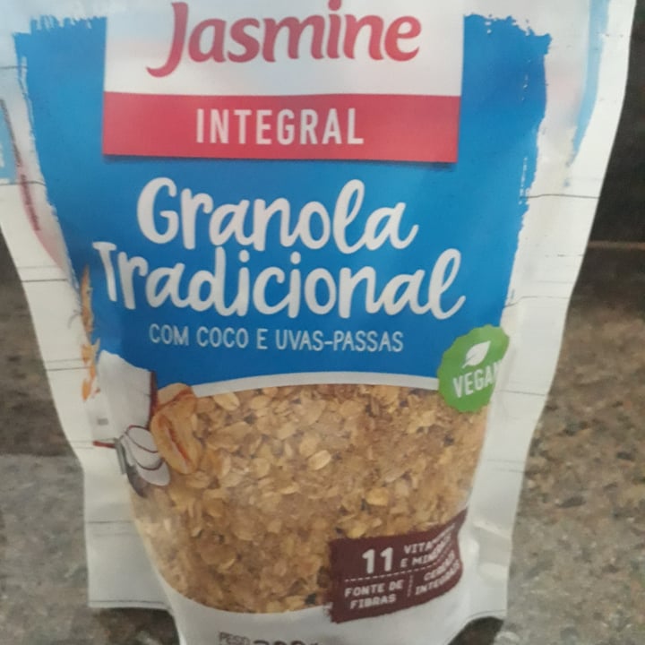 photo of Jasmine Granola Tradicional Integral Jasmine shared by @silmorini on  08 May 2022 - review