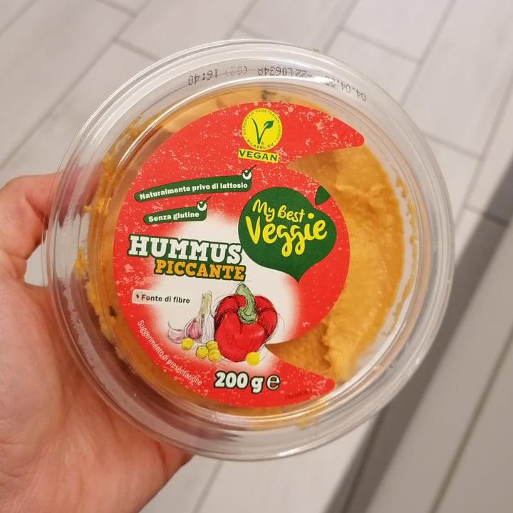 photo of My Best Veggie Hummus Piccante shared by @chiaragota on  08 Apr 2022 - review