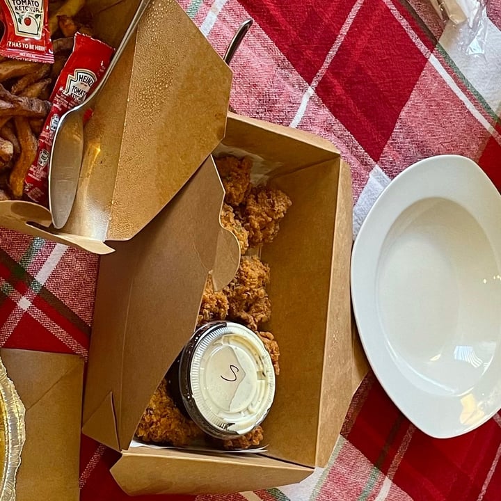 photo of Souley Vegan Deeze Ain’t Gator Bites shared by @madhashalinika on  16 May 2021 - review