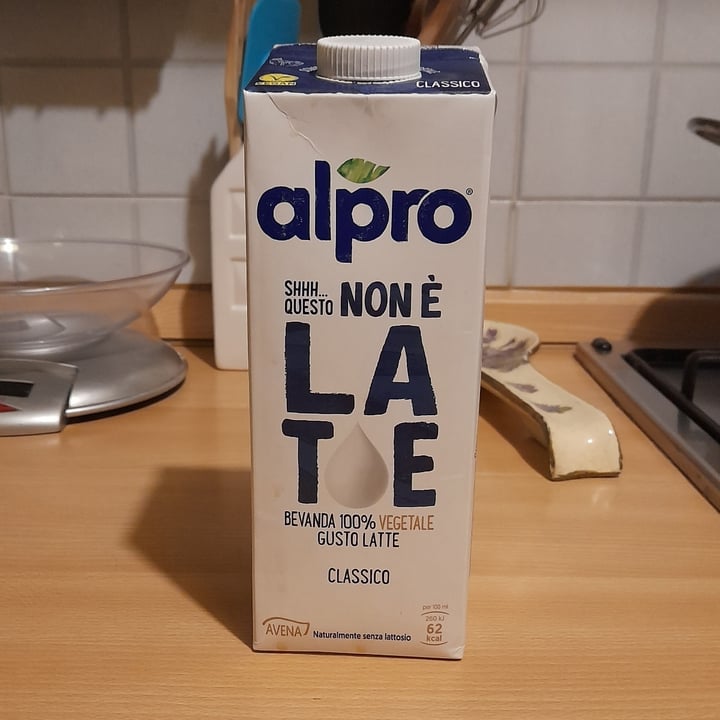 photo of Alpro Shhh...Questo Non è Latte (CLASSICO) shared by @jessyv on  12 Sep 2022 - review