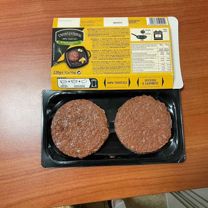 review photo of Unconventional Burger Vegetale Classico - Classic Burger shared by @myrtleberries on 23 Apr 2022 - review