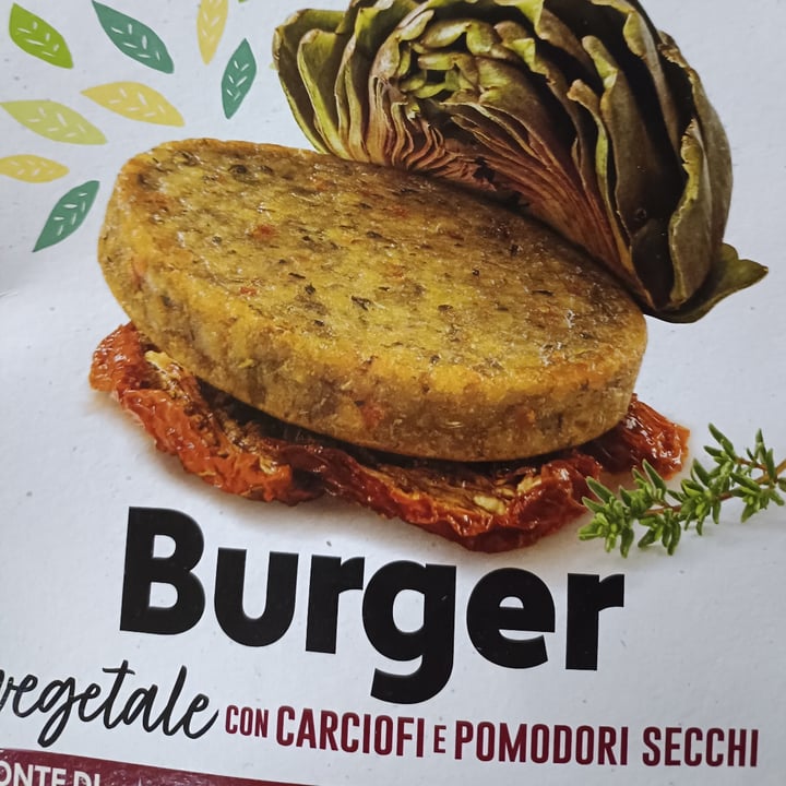 photo of Kioene Burger ai carciofi e pomodori secchi shared by @rosita01 on  23 May 2022 - review