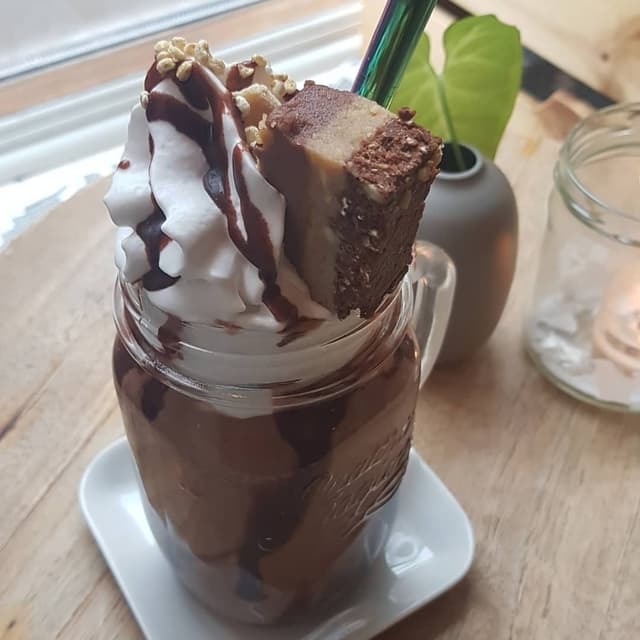 「Choco peanut glamshake」の料理の写真