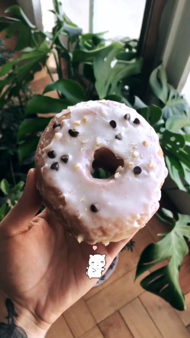 photo of Donut Corp. Donas veganas shared by @svderu on  21 Jan 2020 - review