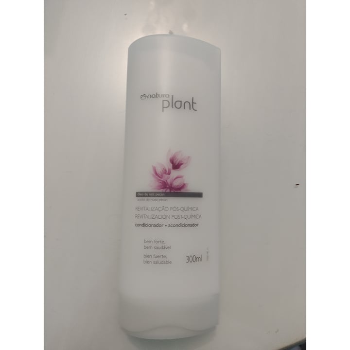 review photo of Natura Conditioner Plant revitalização pós-química shared by @mailenn on 26 Nov 2021 - review