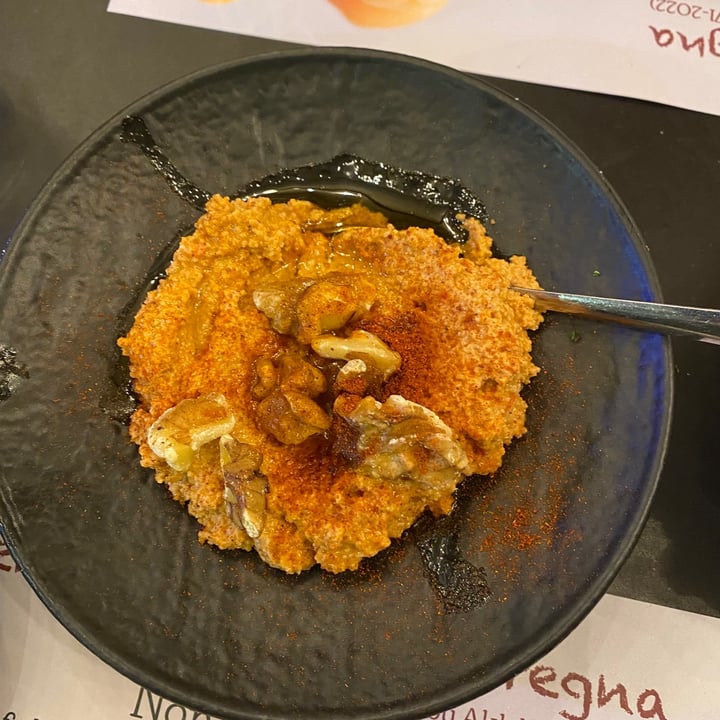 photo of Dukka Muhamra di peperoni, pomodori e noci shared by @chiara85 on  13 Oct 2022 - review