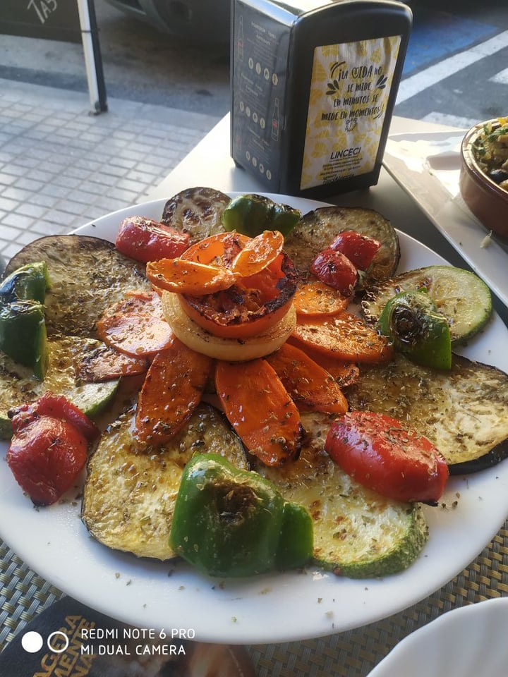 photo of Montaña Roja Bar Parrillada De Verduras shared by @rosaluna on  03 Dec 2019 - review