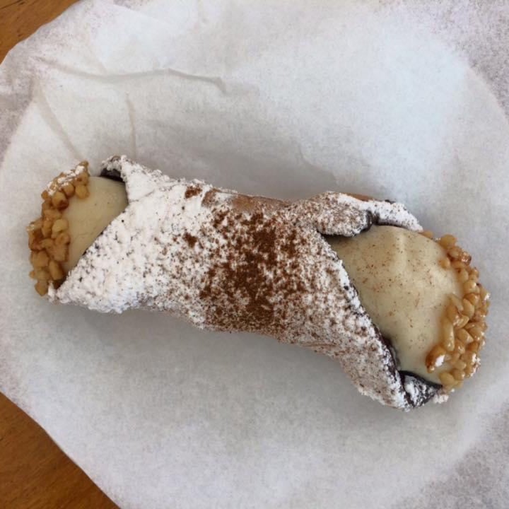 photo of Bar Dolcezza di Cuscunà Temistocle Cannoli shared by @laelena on  28 Nov 2021 - review