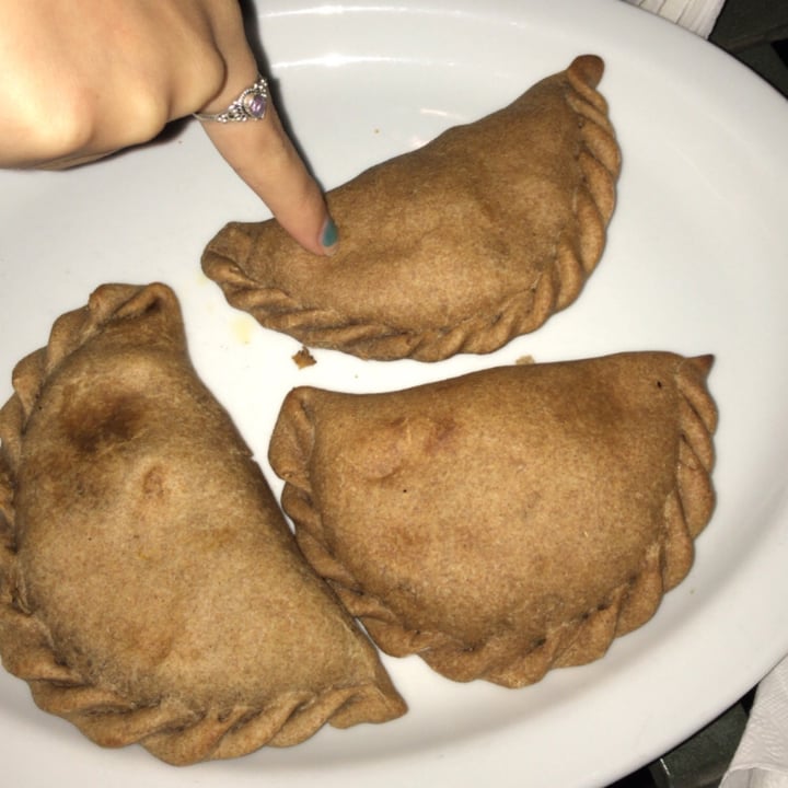 photo of Atis Bar Empanadas De Soja Texturizada shared by @miadanila on  16 Feb 2022 - review