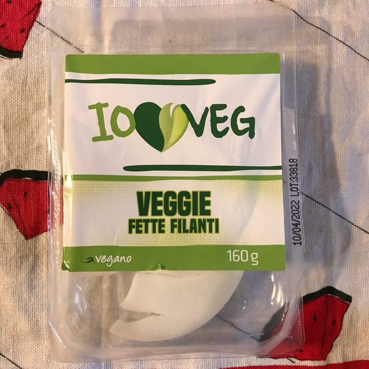 photo of ioVEG Fettine vegane bianco filante shared by @giuliaazorzi on  07 Dec 2021 - review