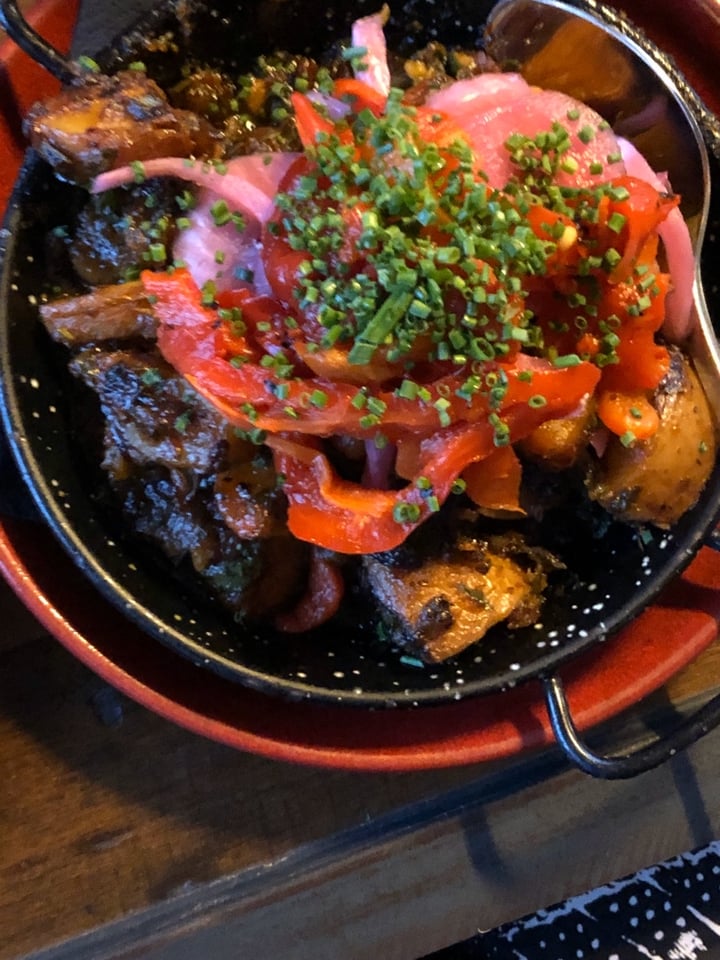 photo of Bonita Bonita Vegan Patatas Bravas shared by @rogan on  19 Jan 2020 - review