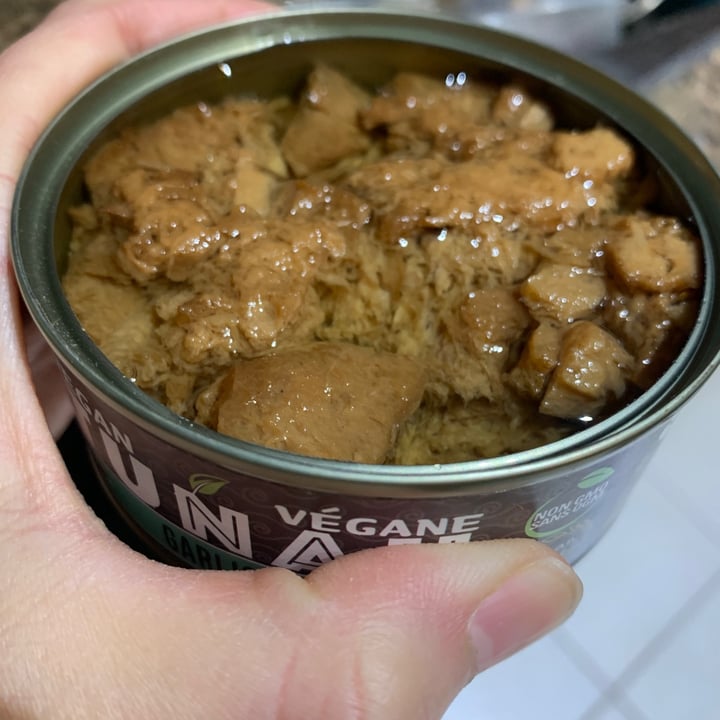 photo of Urbani Foods tunah garlic shared by @kajun23 on  29 Nov 2022 - review