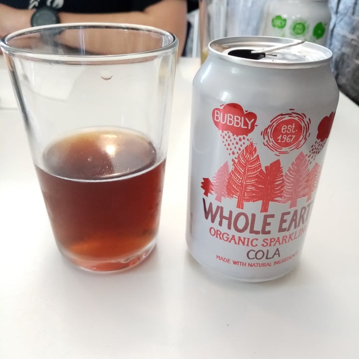 photo of Whole Earth Organic Sparkling Cola shared by @adnaloi on  20 Sep 2021 - review
