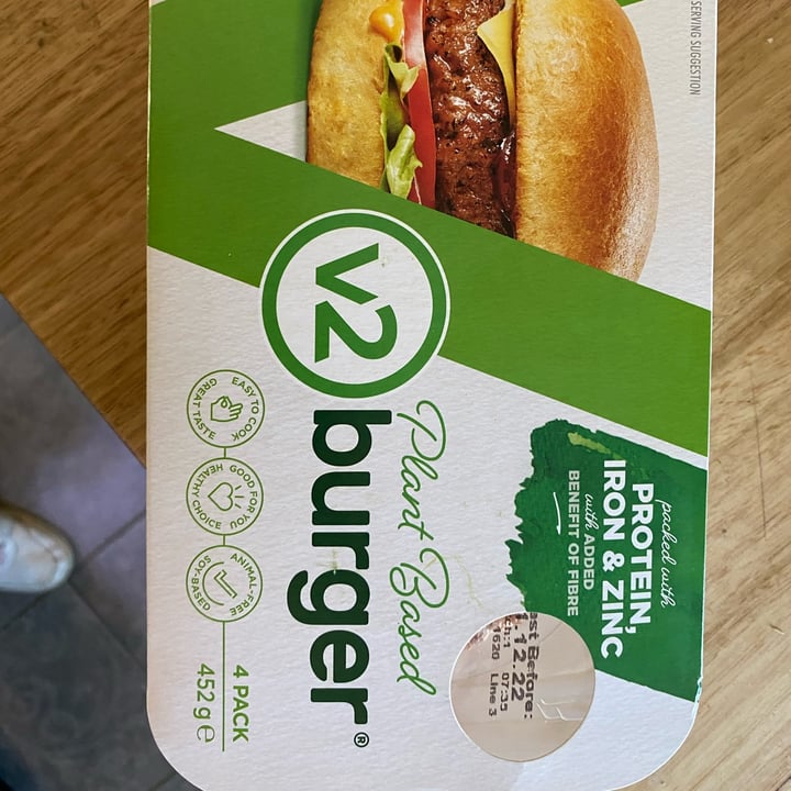 photo of V2 Food Plant-based burger shared by @adelepaige on  25 Nov 2022 - review