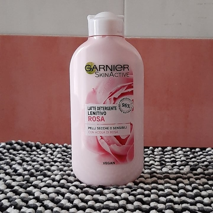 review photo of Garnier Latte detergente lenitivo Rosa shared by @lisalosa on 31 Mar 2022 - review