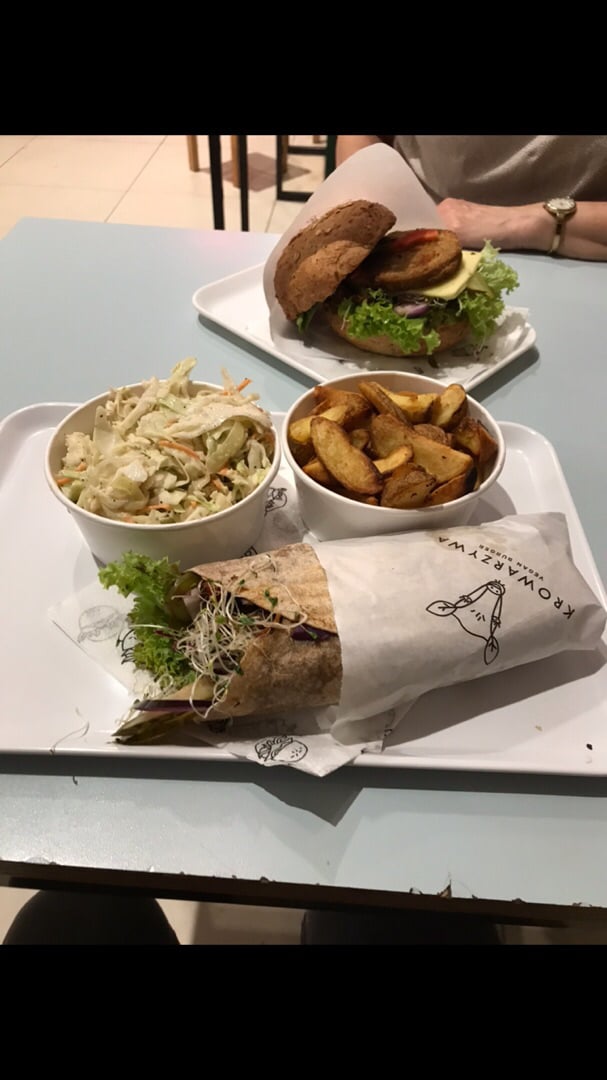 photo of Krowarzywa Vegan Burger Tempeh Burger In Wrap shared by @mayagold on  16 Jan 2020 - review