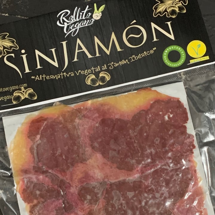 photo of Rollito Vegano Sin jamón shared by @titoleas on  03 Jan 2021 - review