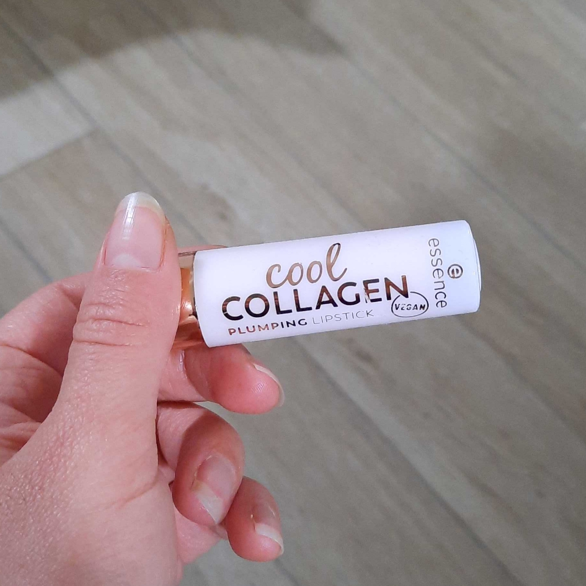 Essence Cosmetics Rossetto cool collagene Reviews | abillion