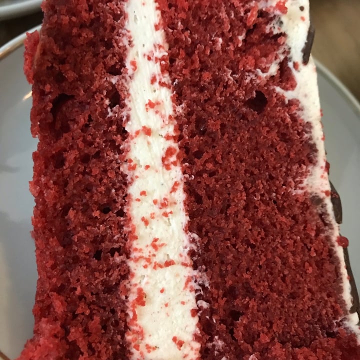 photo of MOLA Torta Red Velvet shared by @ladybiird on  22 Sep 2021 - review