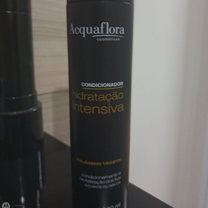 photo of Acquaflora Cosmeticos Condicionador de Colágeno Vegetal shared by @fehbatelo on  28 Apr 2022 - review
