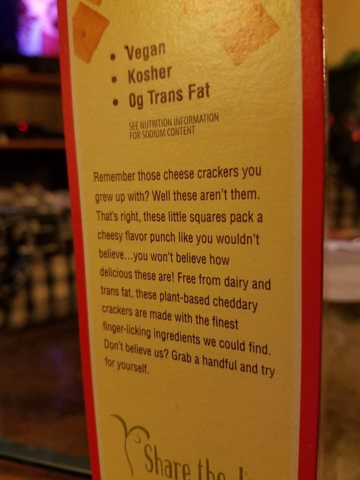 review photo of Earth Balance Vegan Cheddar Flavor Squares shared by @technovegan on 16 Feb 2020 - review