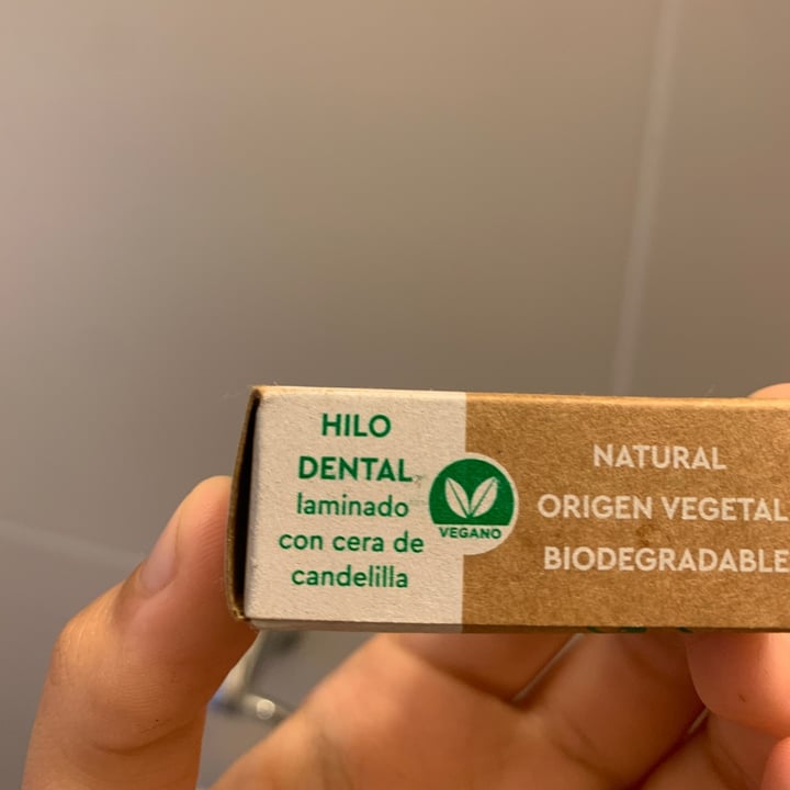 photo of Meraki Hilo dental Biodegradable+vegan shared by @kalita111 on  11 Apr 2022 - review