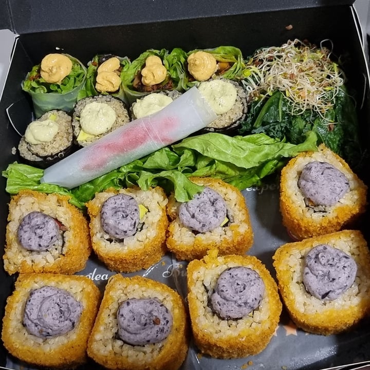 photo of Vegan Sushi Sushi Vegano shared by @julic8 on  29 Nov 2021 - review