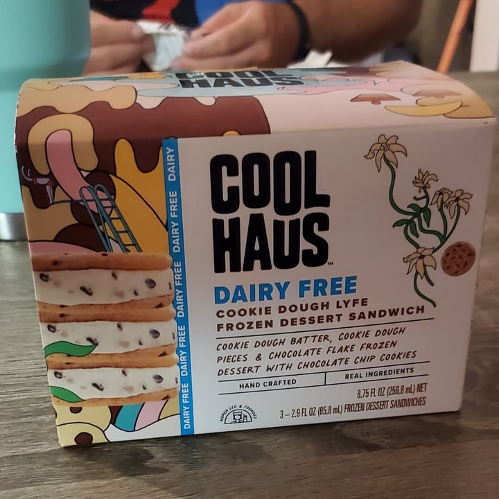 photo of COOL HAUS Cookie Dough Frozen Dessert Sandwich shared by @lucyfoxx on  07 Aug 2022 - review