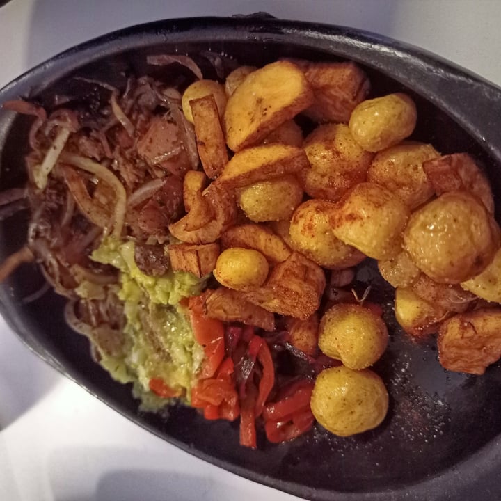 photo of La Cocinita Verde - Comida Vegana Picada shared by @gissellearthling on  16 Aug 2022 - review