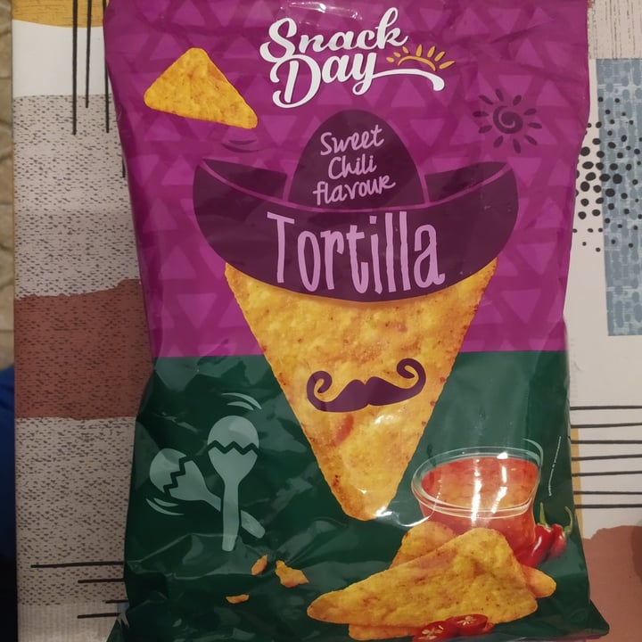 photo of Snack Day Tortilla chips - barbeque shared by @danileela on  27 Sep 2022 - review