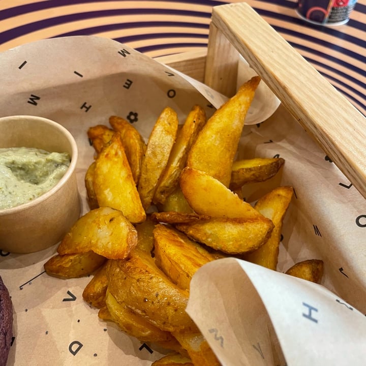 review photo of Flower Burger Patate savory shared by @vegaemon on 28 May 2022 - review
