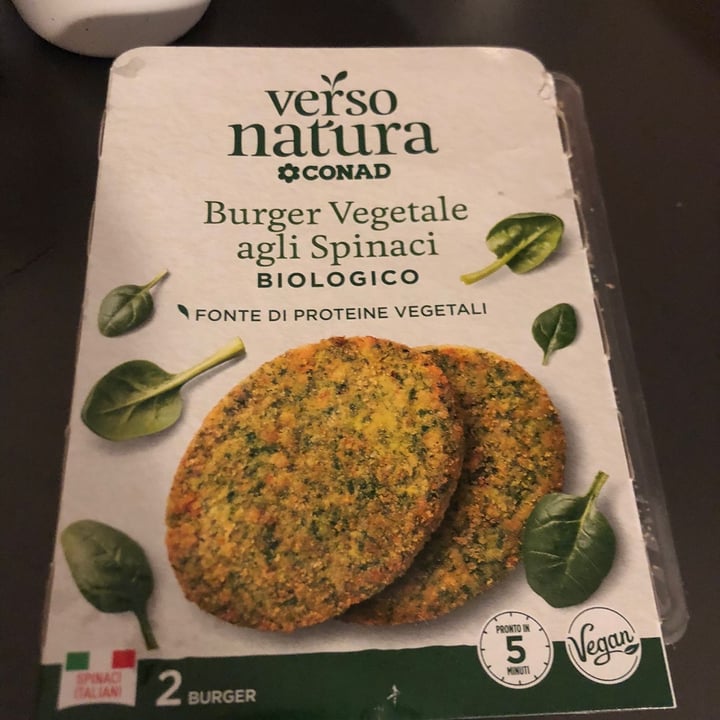 photo of Verso Natura Conad Bio  Burger Vegetale Agli Spinaci shared by @daxvegan on  24 Nov 2022 - review