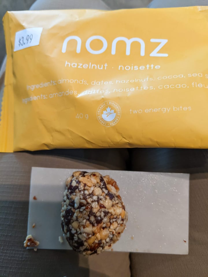 review photo of Nomz Hazelnut energy bites shared by @lcaro on 27 Aug 2022 - review