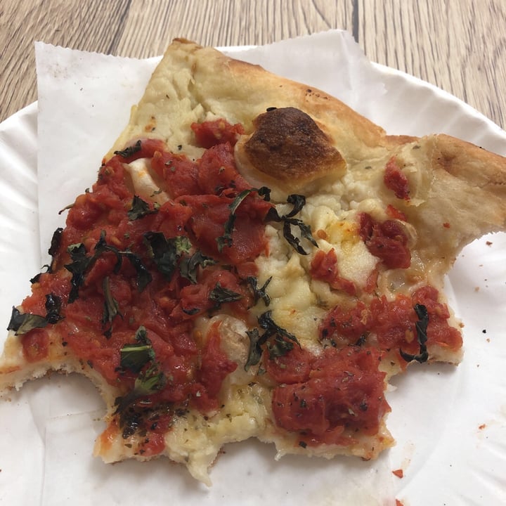 review photo of NY Pizza Suprema Vegan Marghertia Pizza shared by @fionakh on 04 Oct 2019 - review